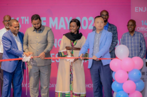 From left,Mr Abdi Halane Hirsi,CEO Galsom company,He ,Mr Dawood Uwais,minister for Information republic of Somalia, Tamima Ibrahim,Startimes Marketing Director and Carter Luo,Startimes CEO Kenya and Somalia during the official opening of Startimes Somalia.