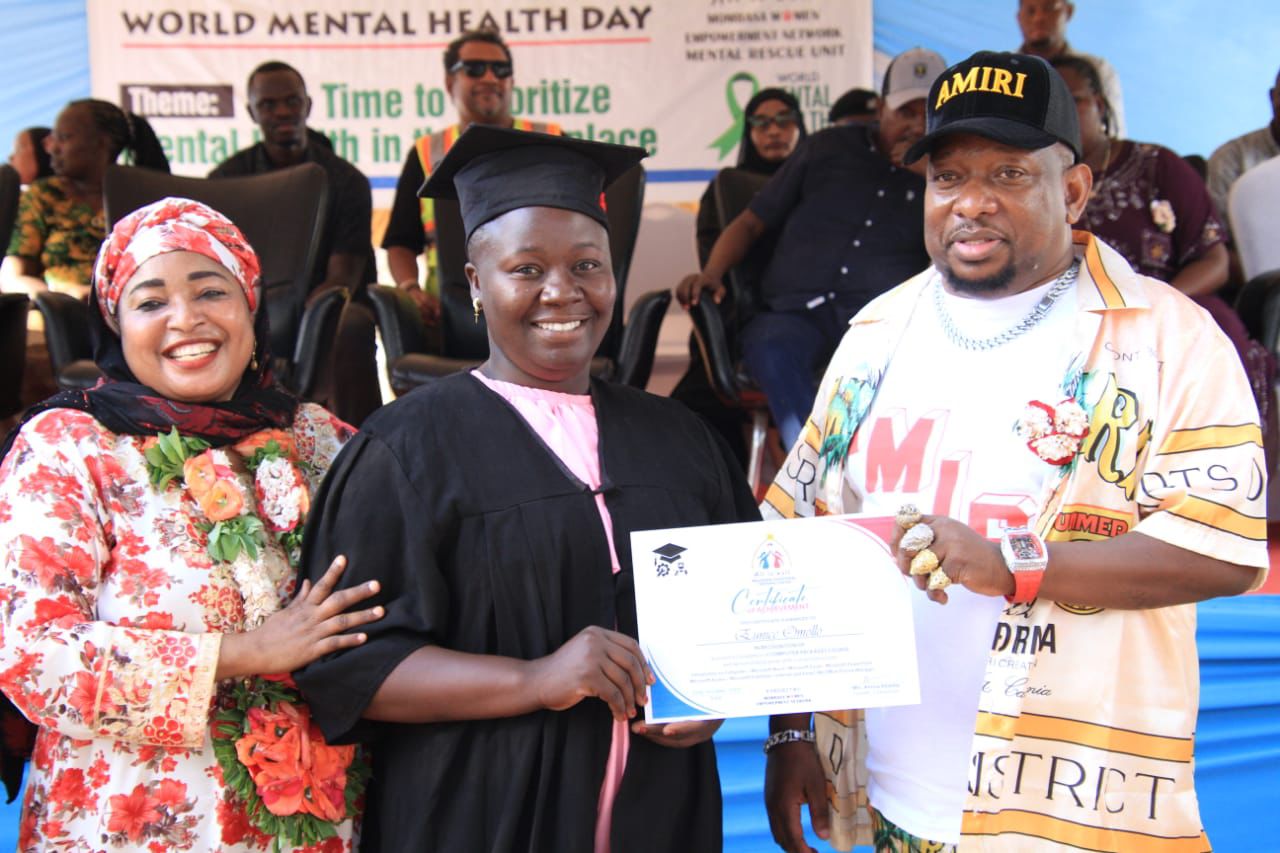 Former Nairobi Governor cum philanthropist Mike Sonko (right) with Mishi Mboko— Likoni Constituency Mp during the release of Eunice Omollo from a mental health facility. Eunice has been suffering from bipolar disorder which led her to the verge of being evicted from her house