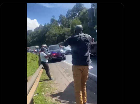 Kenyan Woman Blocks Government SUV in Traffic Standoff, Sparks Debate on VIP Privilege